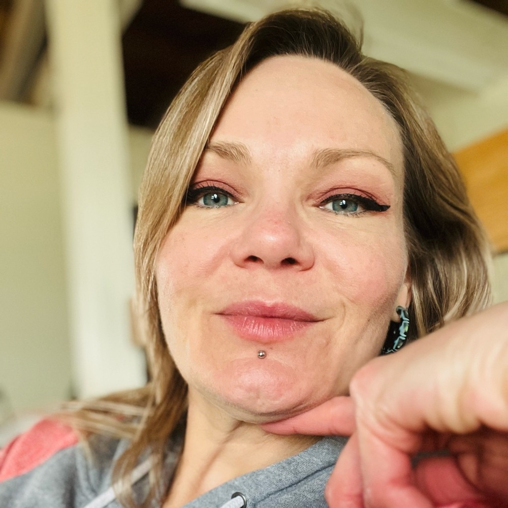 Meet your Posher, Karmen